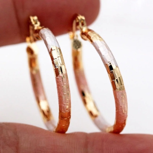 Tri Tone Classy Diamond Cut Hoop Earrings Ear Ring - Picture 5 of 5